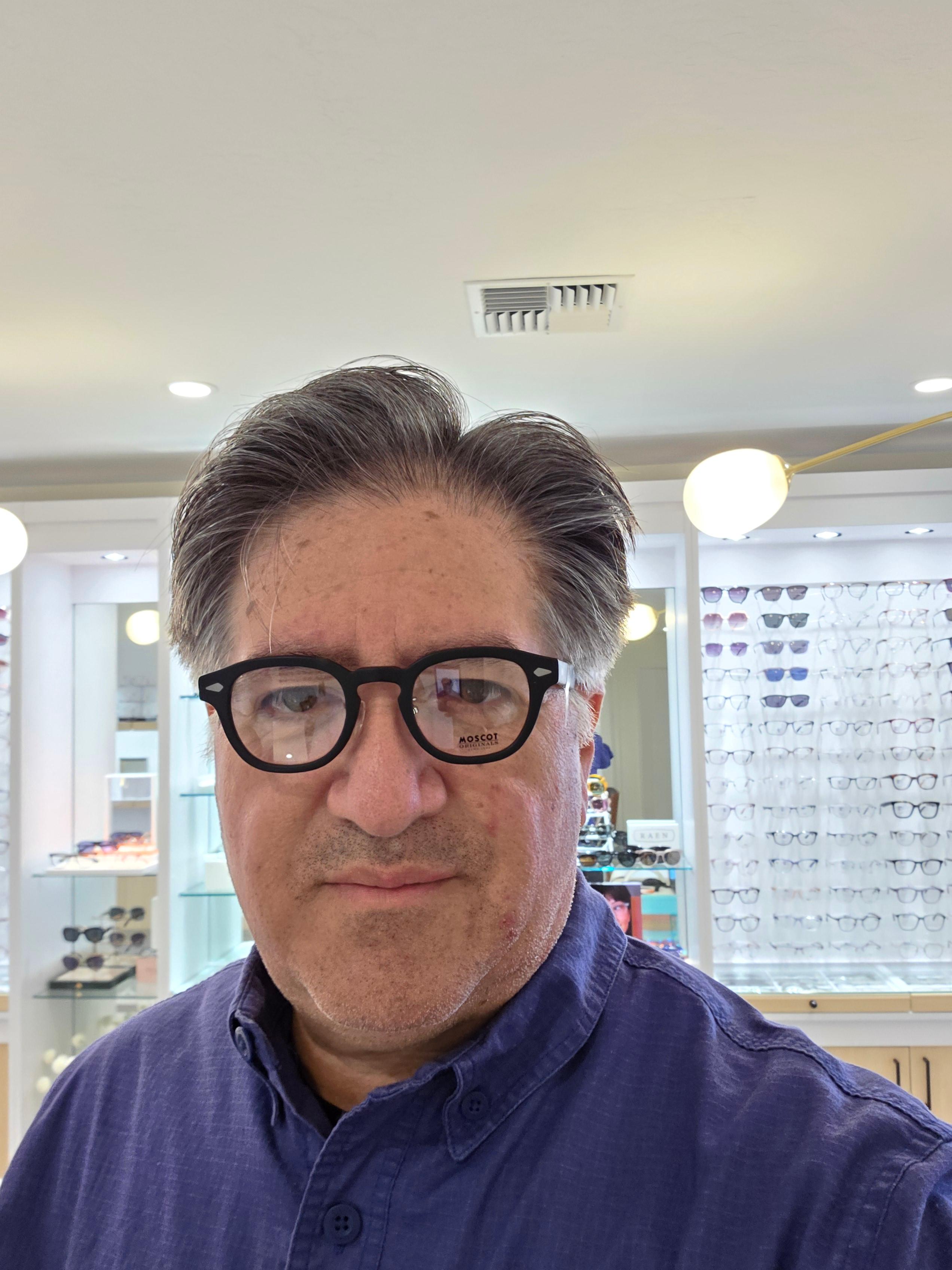 Robert Mendoza